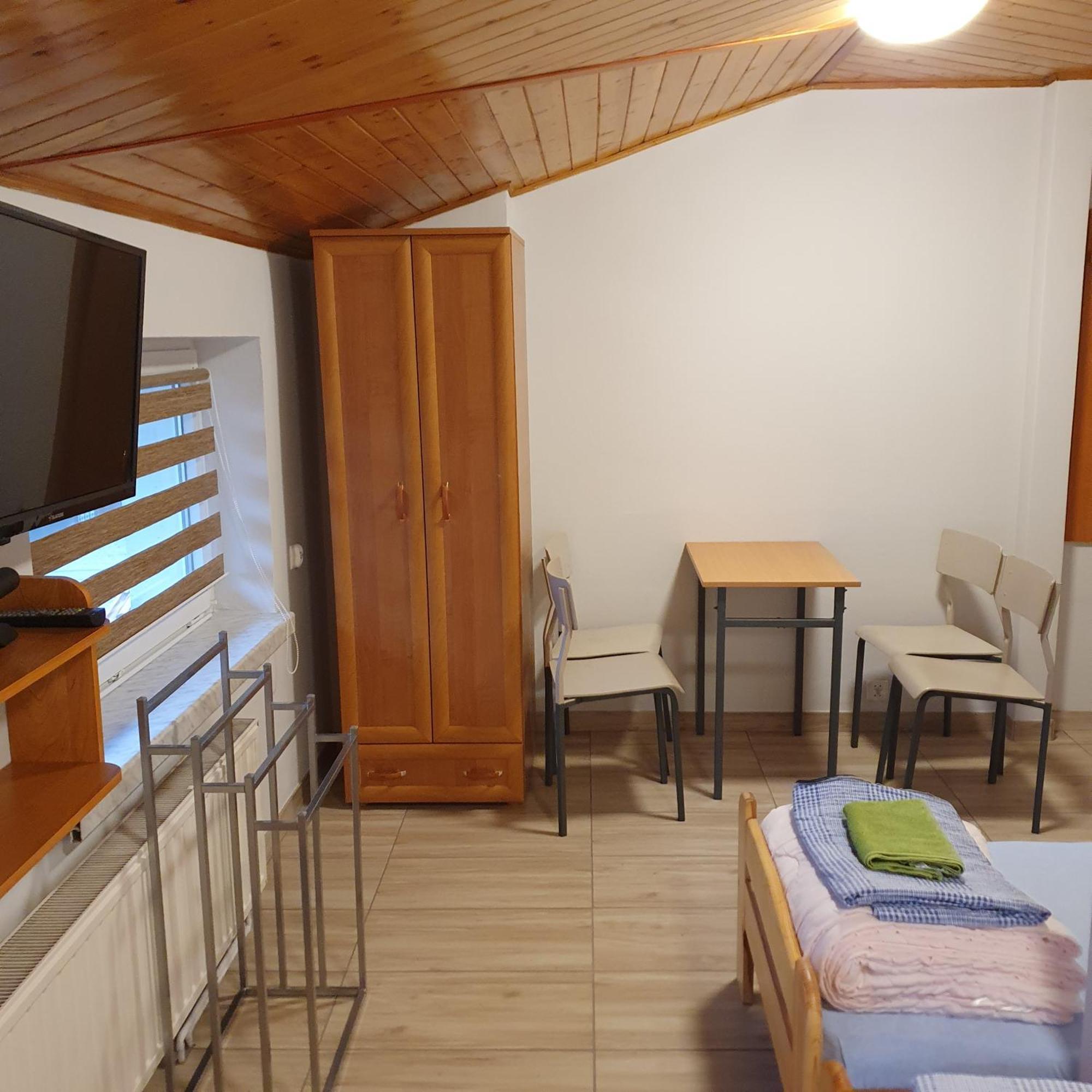 Noclegi Silesia Aster Tychy Kamer foto