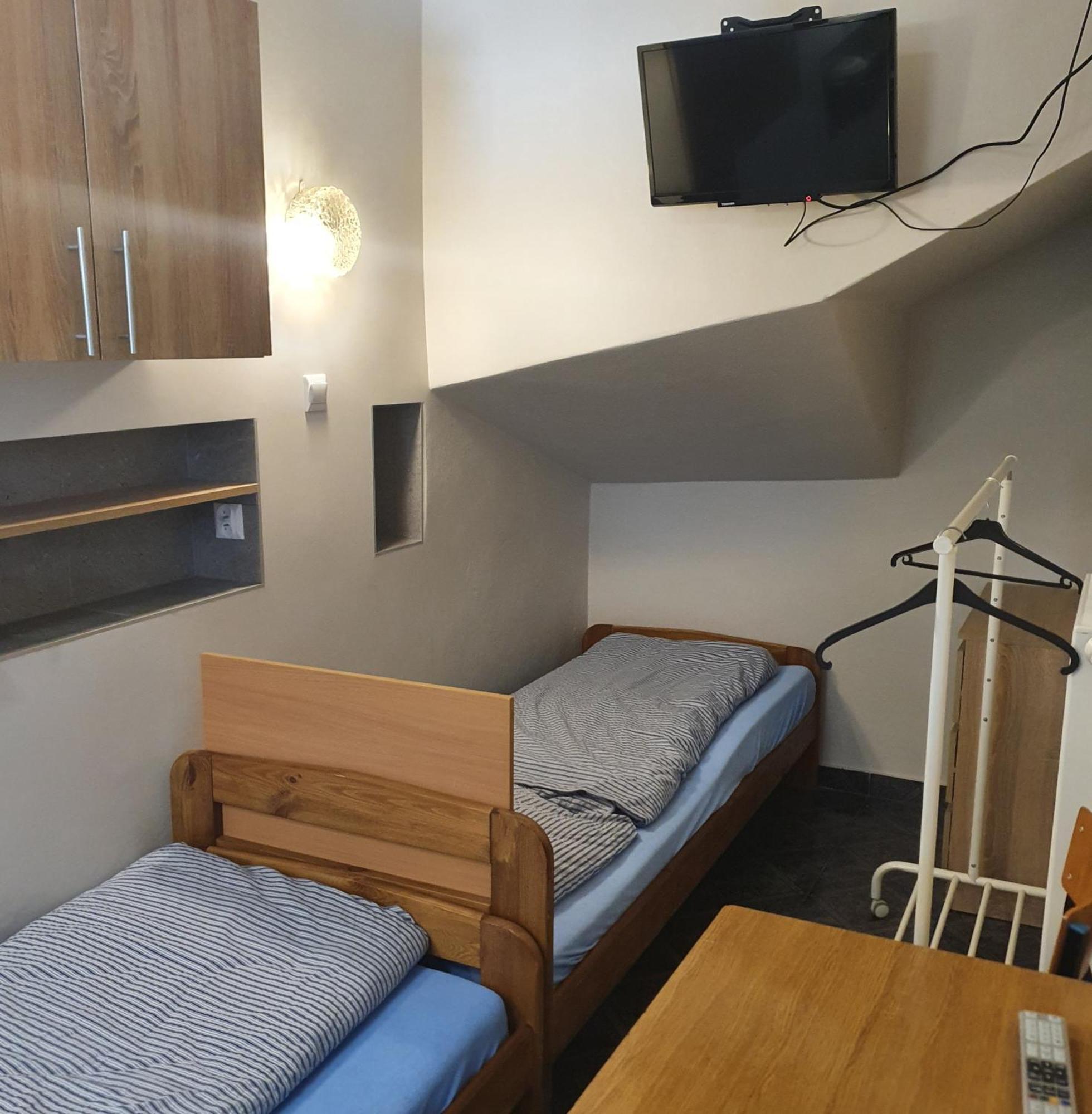Noclegi Silesia Aster Tychy Kamer foto